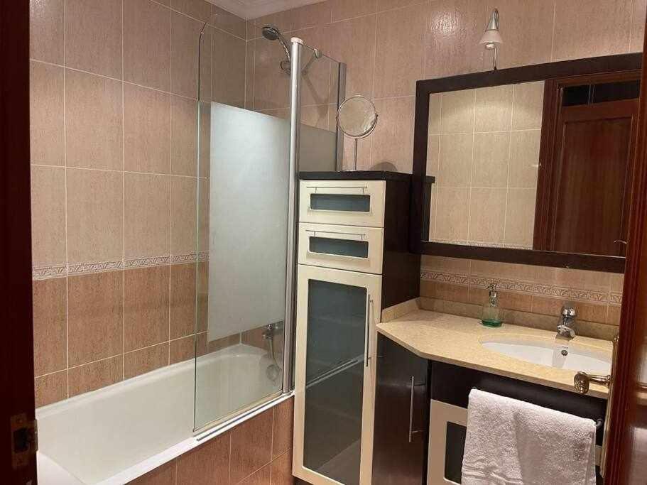 Erribera Etxea Amplio Piso Con Parking Apartment Bermeo Exterior photo