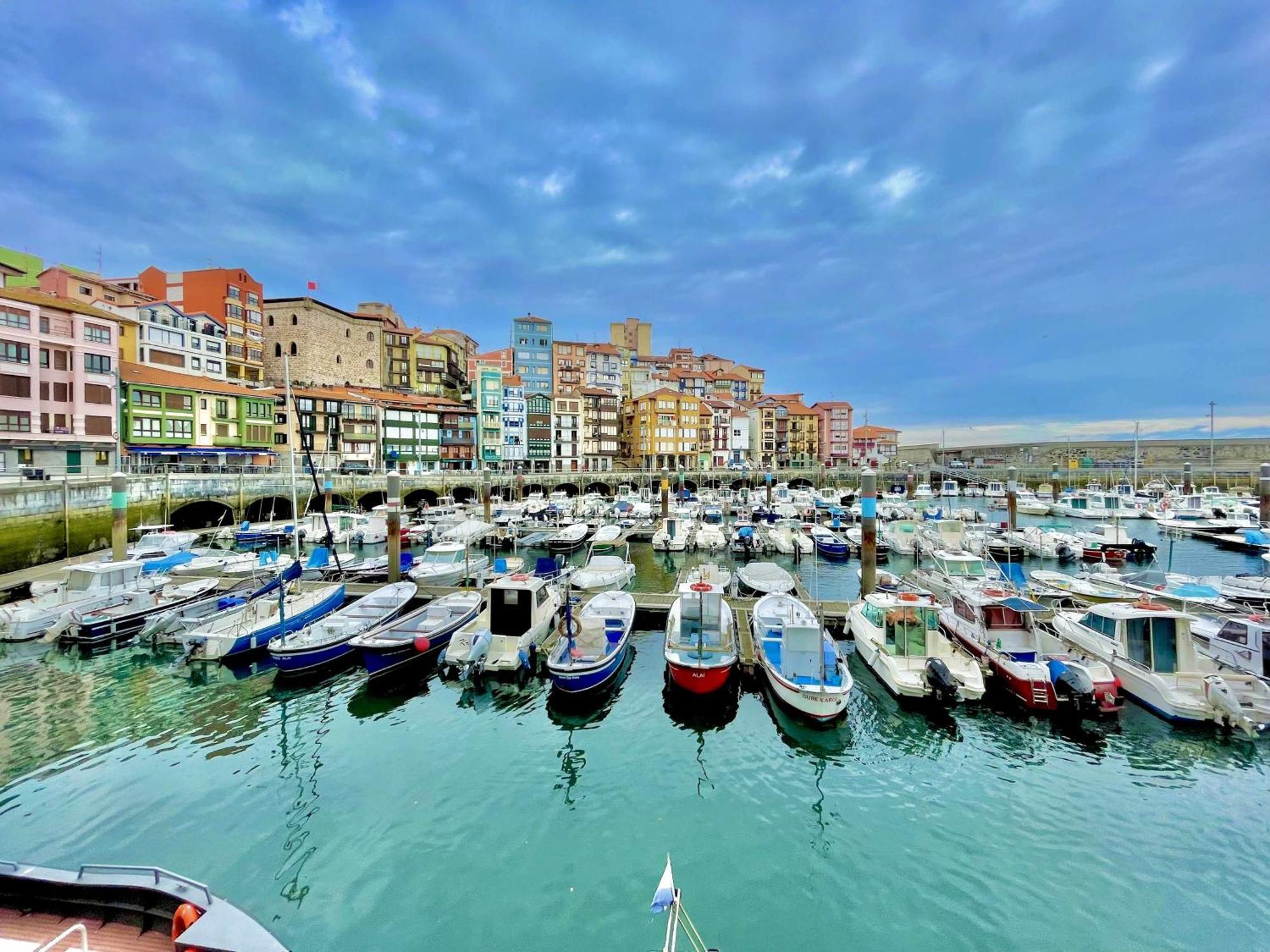 Erribera Etxea Amplio Piso Con Parking Apartment Bermeo Exterior photo