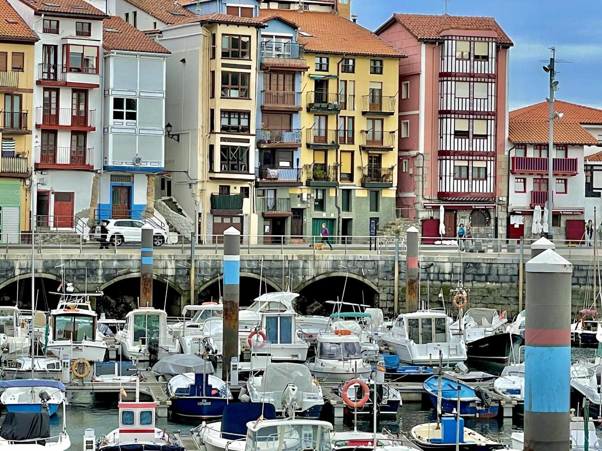 Erribera Etxea Amplio Piso Con Parking Apartment Bermeo Exterior photo